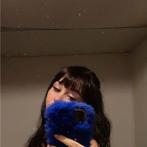 Meet your Posher, April